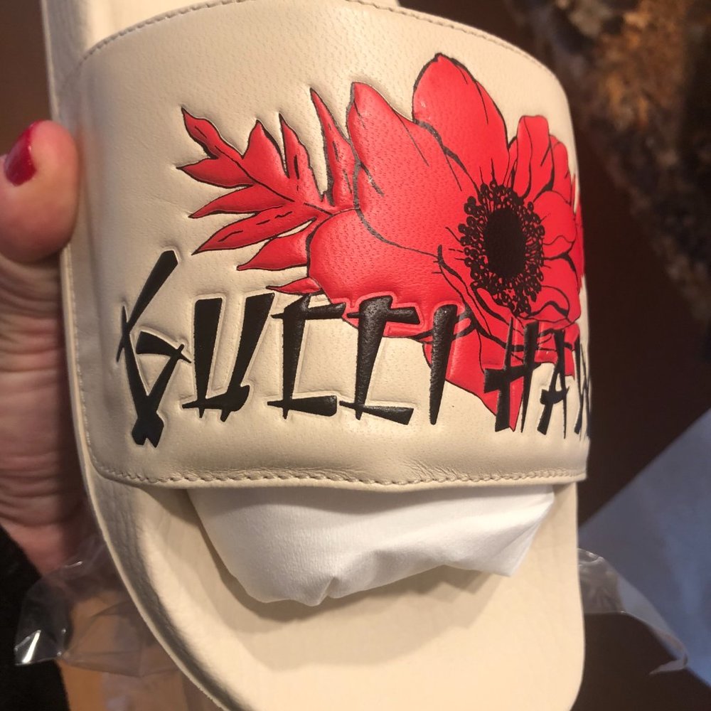 Gucci Hawaii Slides in White NEW IN BOX - Picture 6 of 6